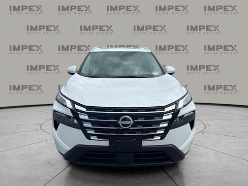 Used 2026 Nissan Rogue SV w/ SV Premium Package AWD/4WD image 5