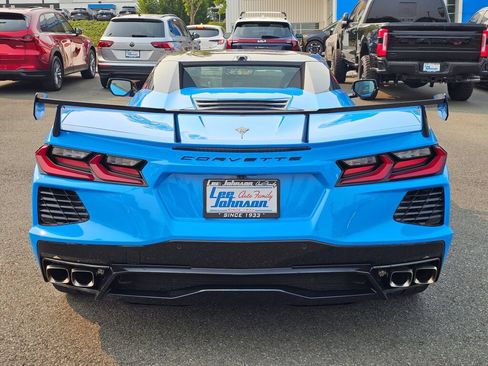 Used 2021 Chevrolet Corvette Stingray Premium Conv w/ Z51 Performance Package RWD image 6