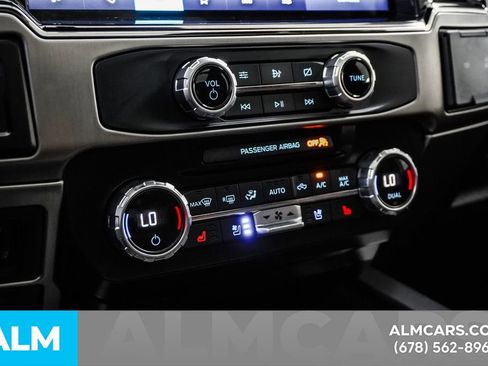 Used 2022 Ford F450 Platinum w/ FX4 Off-Road Package image 36