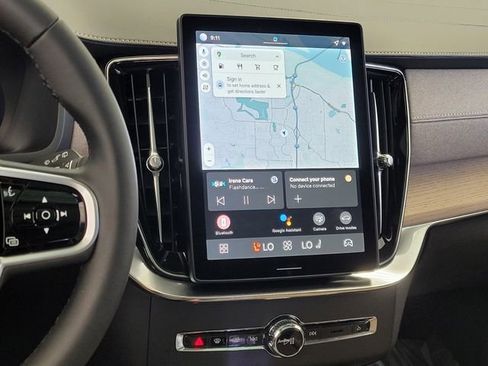 New 2026 Volvo XC90 B6 Ultra w/ Protection Package image 13