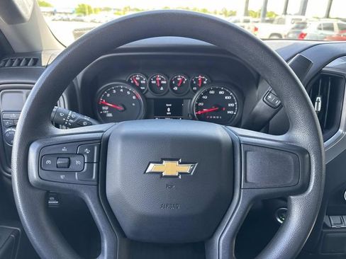 Used 2022 Chevrolet Silverado 1500 Custom image 25