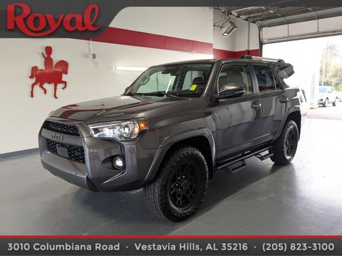Used 2022 Toyota 4Runner SR5 Premium w/ Moonroof Package image 1