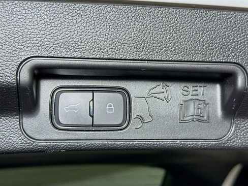 Used 2020 Ford Explorer ST w/ ST Street Pack AWD/4WD image 31