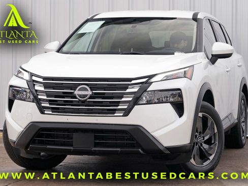 Used 2024 Nissan Rogue SV image 1