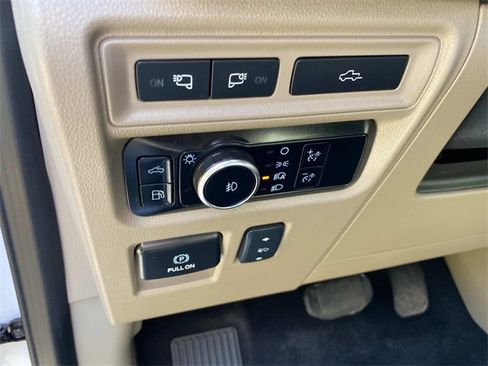 Used 2024 Ford F150 Platinum w/ Equipment Group 703A Plus image 15