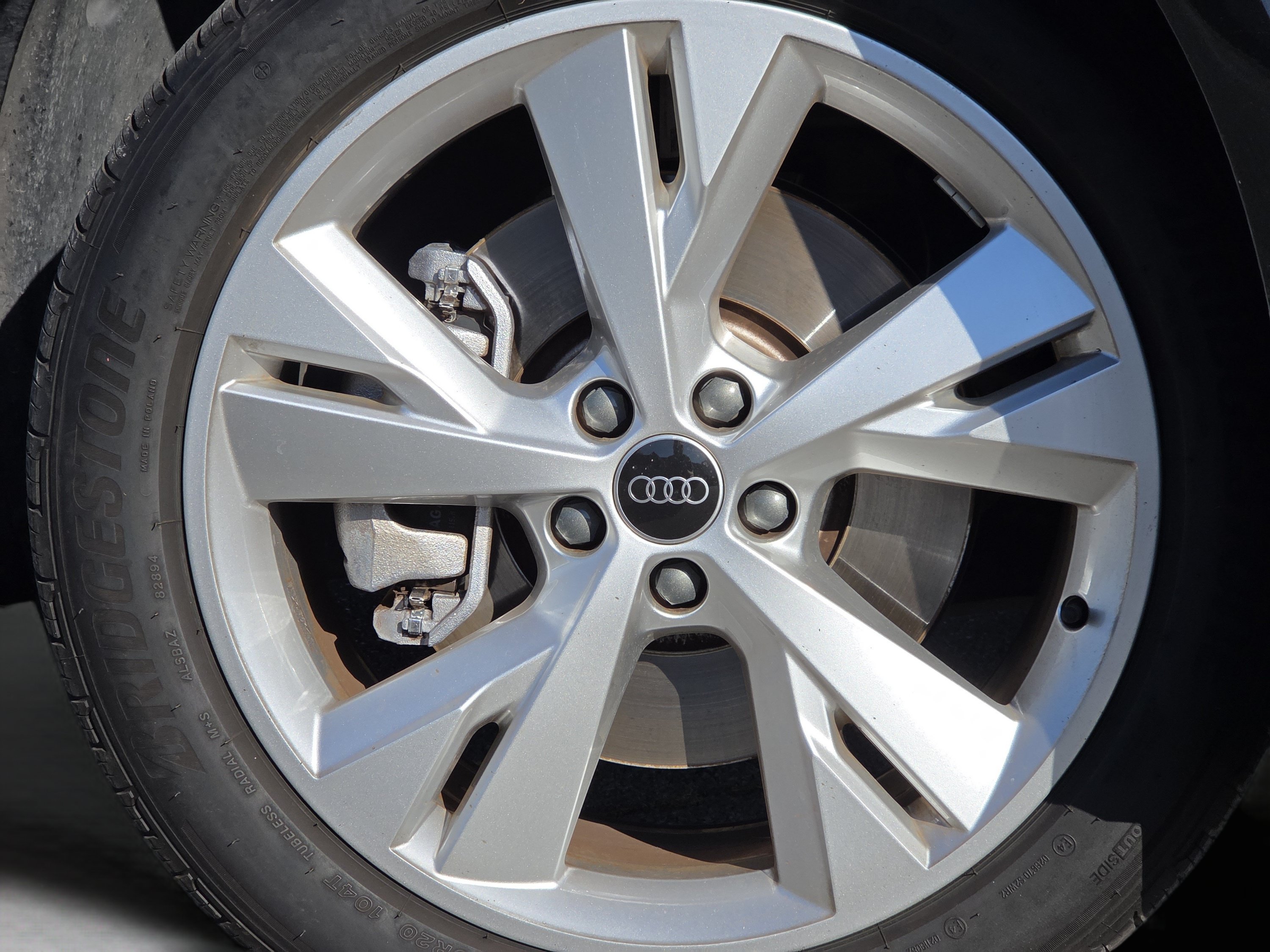 Used 2023 Audi Q4 e-tron Prestige w/ 20" Wheel Package AWD/4WD image 17