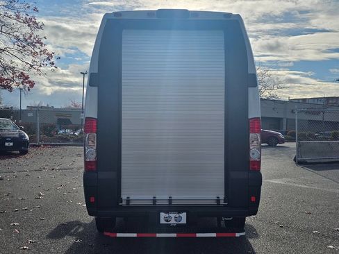 New 2024 RAM ProMaster 3500 w/ Delivery Van Package FWD image 7