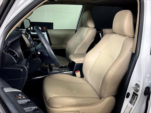 Used 2024 Toyota 4Runner SR5 Premium w/ Moonroof Package image 8