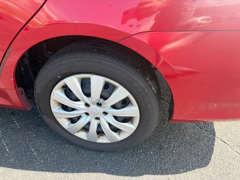 Used 2013 Toyota Corolla LE FWD image 11