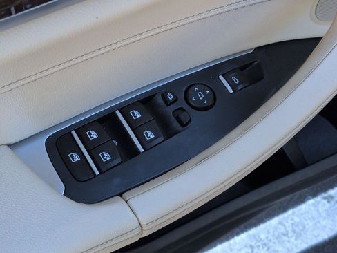 Used 2019 BMW X3 xDrive30i w/ Luxury Package image 15