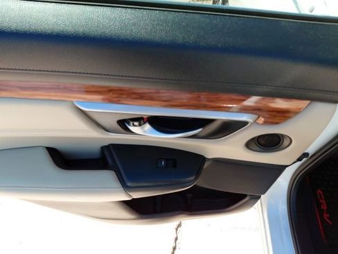 Used 2021 Honda CR-V EX-L image 29