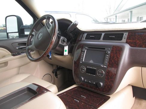 Used 2012 GMC Sierra 3500 Denali AWD/4WD image 21