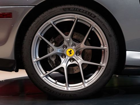 Used 2001 Ferrari 550 Maranello Coupe RWD image 14