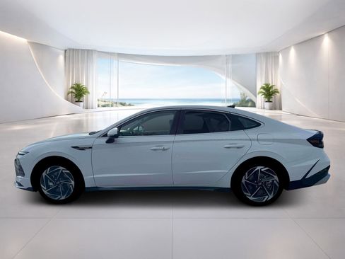 New 2026 Hyundai Sonata SEL image 3