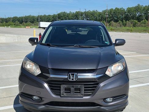 Used 2016 Honda HR-V EX image 4