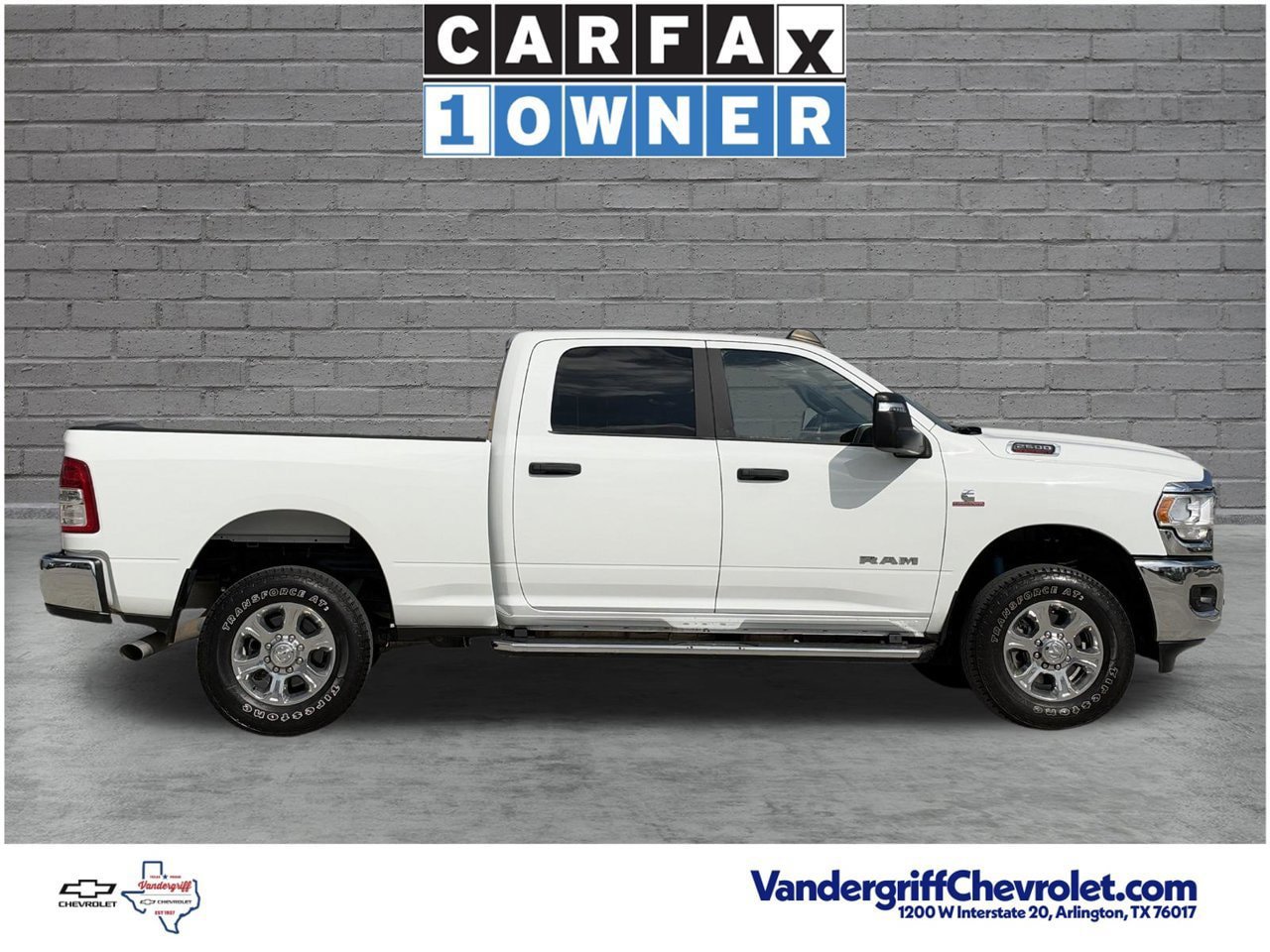 Used 2024 RAM 2500 Big Horn w/ Off Road Package AWD/4WD image 3