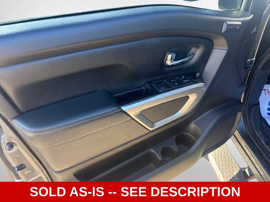 Used 2016 Nissan Titan SL AWD/4WD image 14