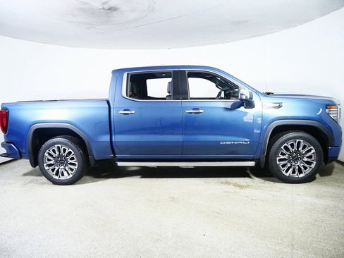 Used 2024 GMC Sierra 1500 Denali Ultimate image 8