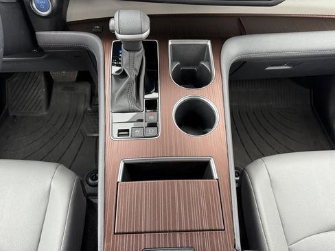 Certified 2023 Toyota Sienna XLE image 22