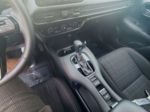 Certified 2023 Honda HR-V Sport image 16