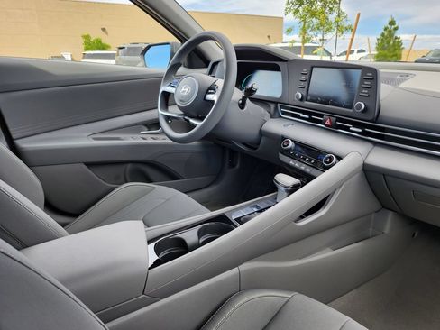 New 2026 Hyundai Elantra Hybrid FWD image 25