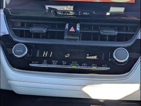 Used 2025 Toyota Corolla FX w/ Convenience Package image 17