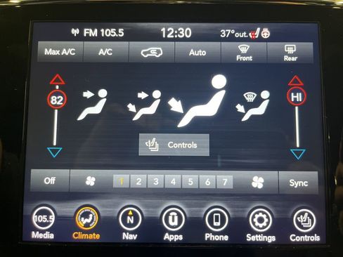 Used 2021 Jeep Grand Cherokee Limited image 24