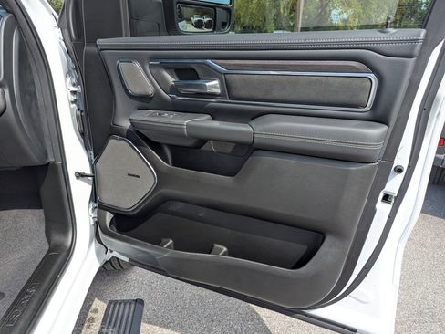 New 2026 RAM 1500 Laramie AWD/4WD image 34