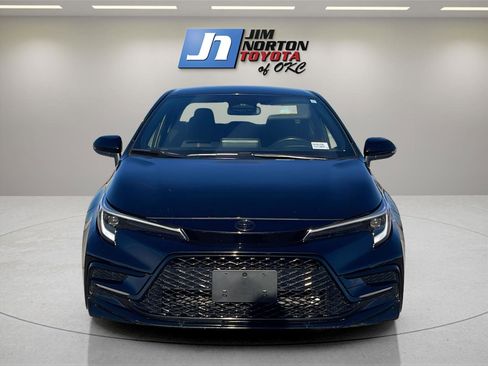 Used 2024 Toyota Corolla SE image 2