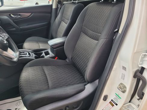 Used 2020 Nissan Rogue SV AWD/4WD image 21