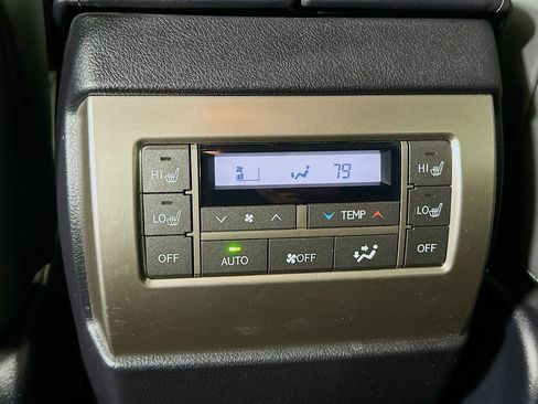 Used 2019 Lexus GX 460 Premium AWD/4WD image 25