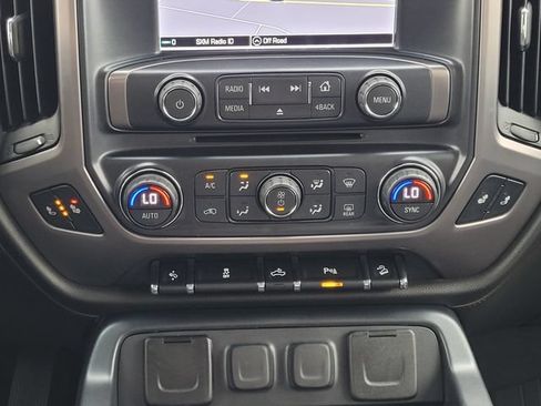 Used 2018 GMC Sierra 1500 SLT AWD/4WD image 18