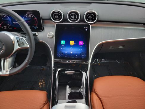 Certified 2025 Mercedes-Benz C 300 Sedan image 11