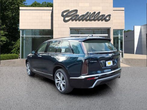 New 2026 Cadillac Vistiq Luxury w/ LPO, Floor Liner Package image 3