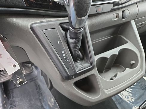 Used 2023 Ford Transit 350 XLT image 27