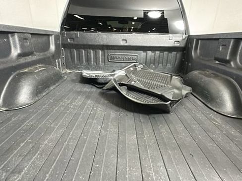 Used 2018 Chevrolet Silverado 1500 LT w/ All Star Edition AWD/4WD image 27