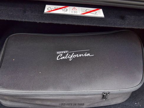 Used 2016 Ferrari California T image 57