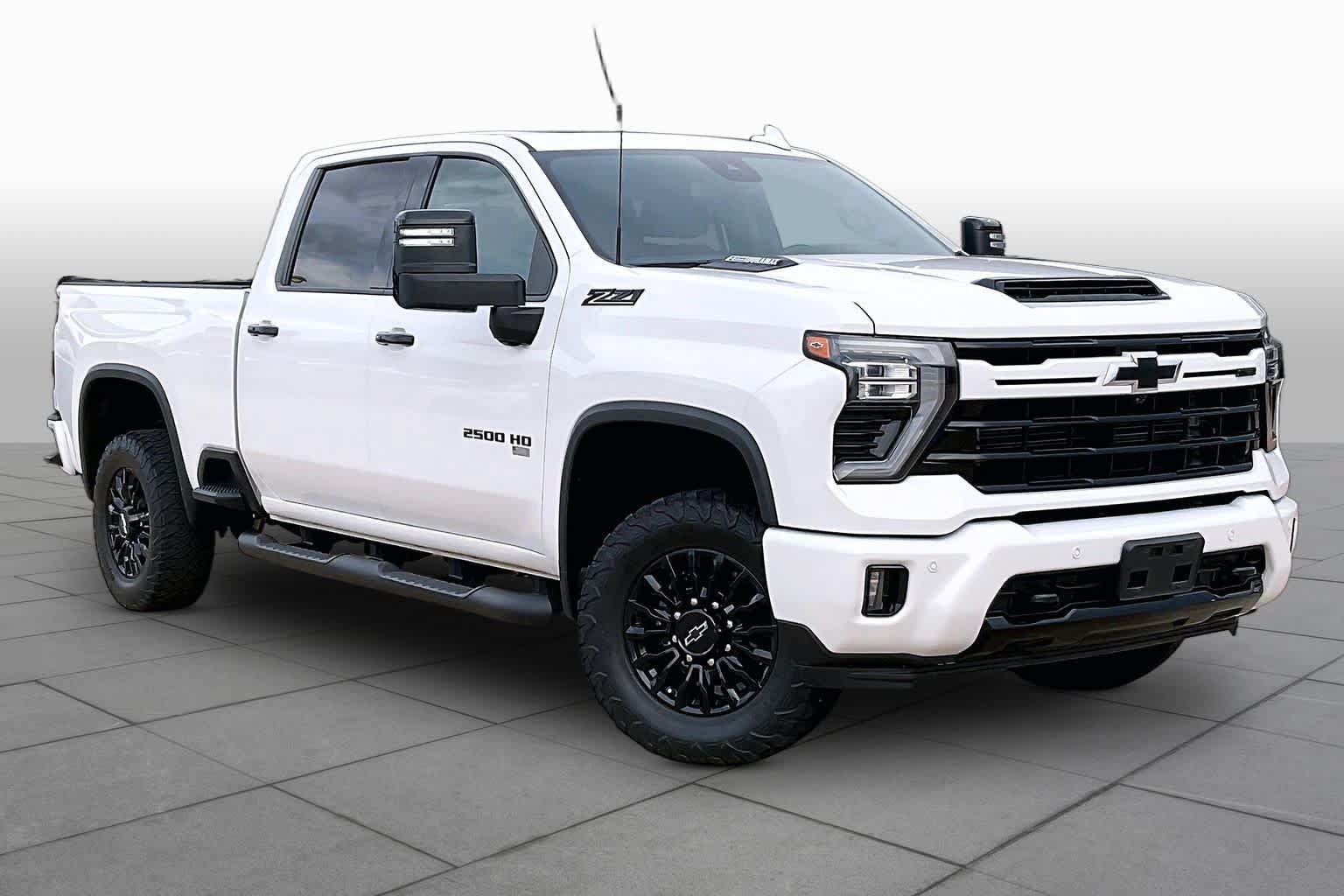Certified 2024 Chevrolet Silverado 2500 LTZ w/ LTZ Plus Package AWD/4WD image 4