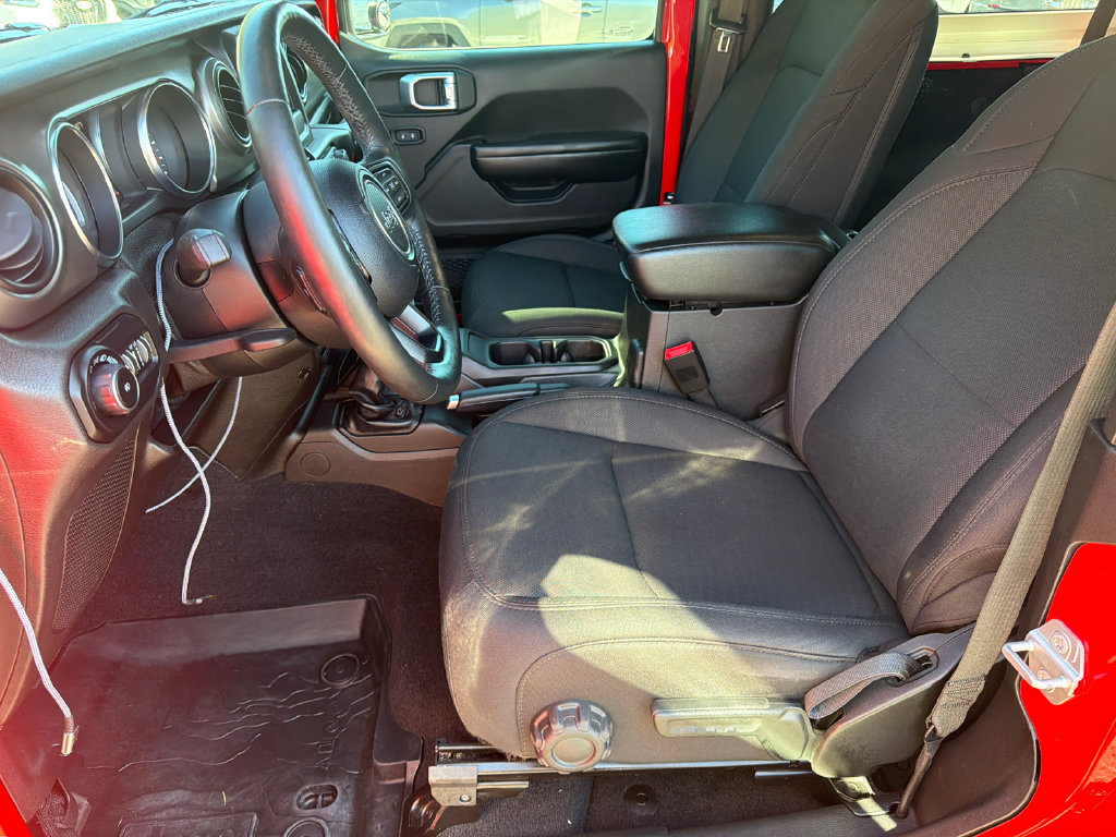 Used 2019 Jeep Wrangler Sport AWD/4WD image 9