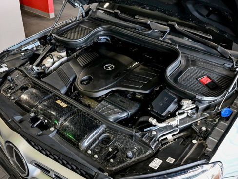 Used 2021 Mercedes-Benz GLS 450 4MATIC image 49