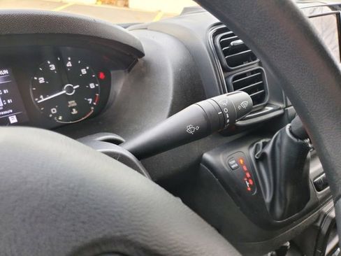 Used 2023 RAM ProMaster 2500 image 14