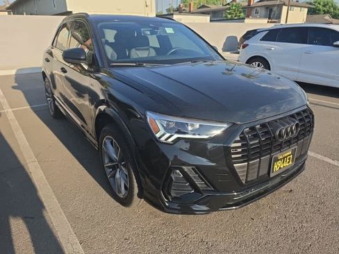 Used 2023 Audi Q3 2.0T Premium AWD/4WD image 3