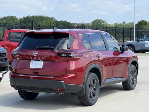 New 2026 Nissan Rogue SV w/ Cold Weather Package FWD image 4