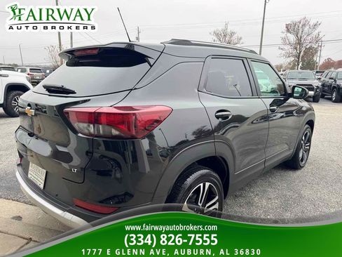 Used 2024 Chevrolet TrailBlazer LT w/ LT Cold Weather Package image 6
