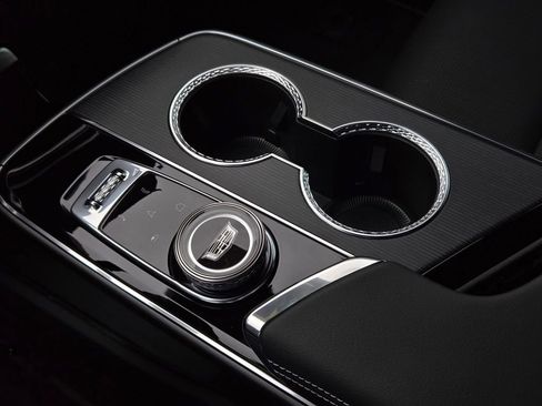 New 2026 Cadillac Lyriq Premium Luxury image 23