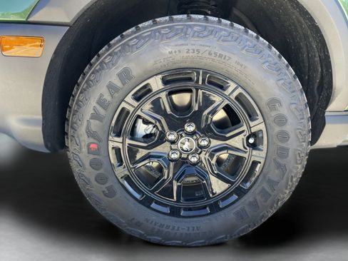 New 2025 Ford Bronco Sport Badlands w/ Sasquatch Badlands Package AWD/4WD image 32