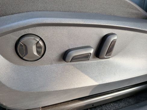 Used 2024 Volkswagen Tiguan Wolfsburg Edition w/ Panoramic Sunroof Package image 26