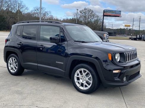 Used 2021 Jeep Renegade Latitude image 9