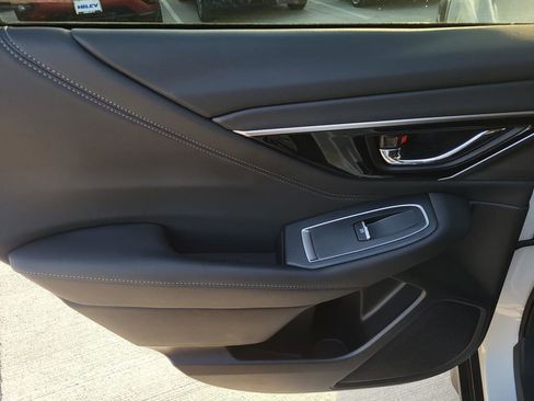 Used 2023 Subaru Outback Limited image 13