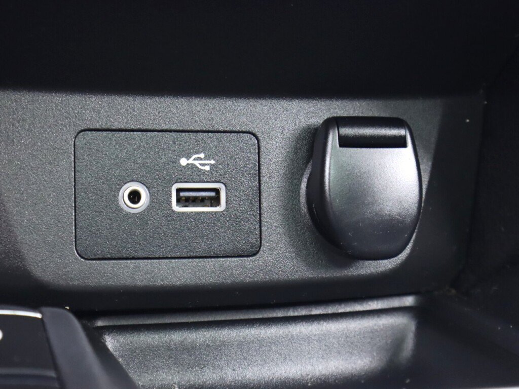 Used 2020 Nissan Rogue SV w/ Sun & Sound Touring Package AWD/4WD image 26